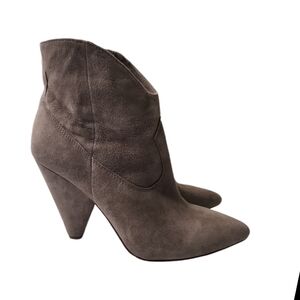 Vince Camuto Ankle Boots Size 7.5